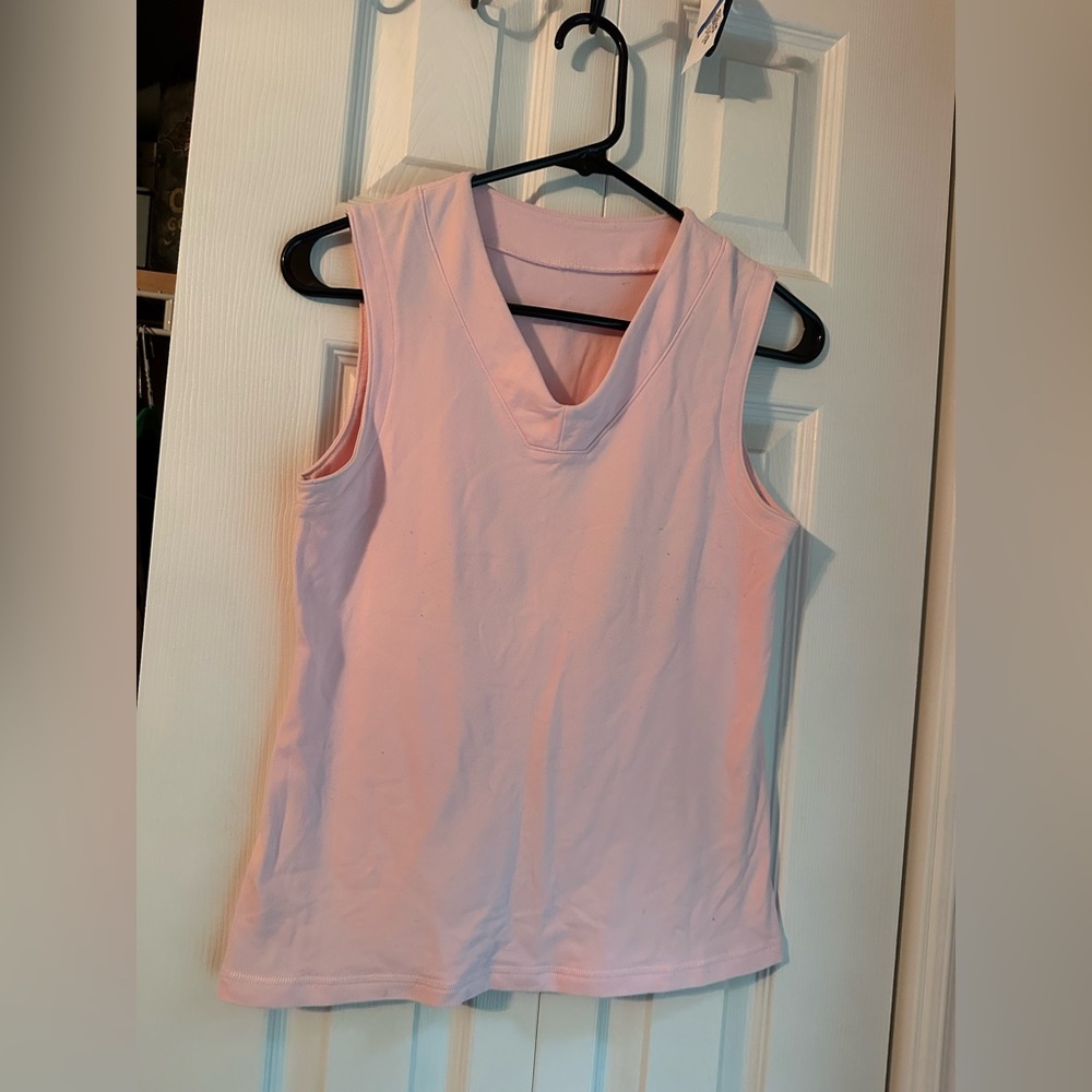 Lululemon Women’s Sleeveless V-Neck Tank Top - Light Pink